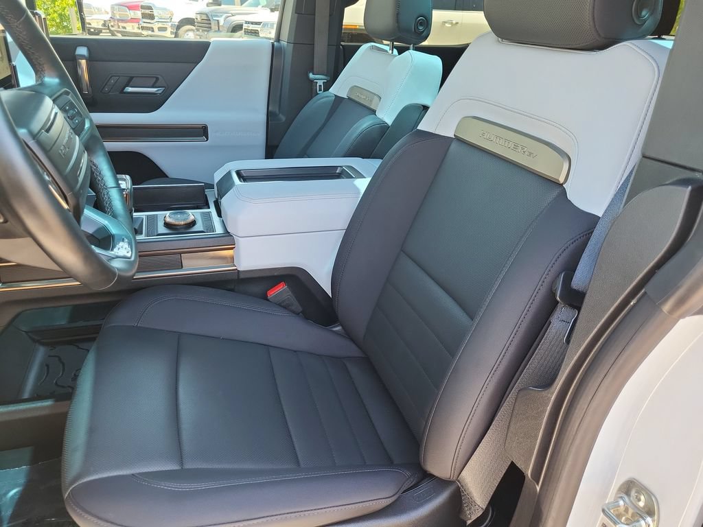 Used 2025 GMC Hummer EV 3X AWD/4WD image 13