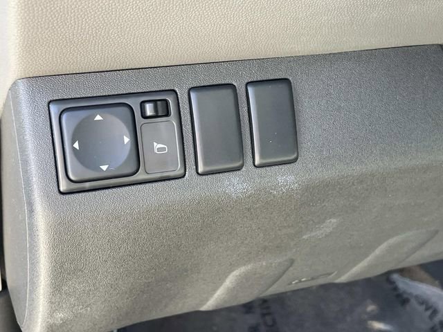 Used 2010 Nissan Xterra S image 19