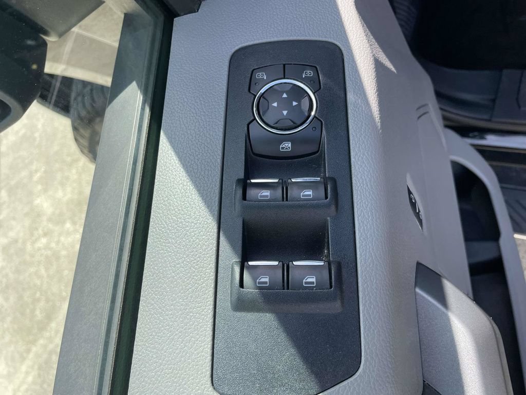 Certified 2018 Ford F150 XLT w/ Equipment Group 302A Luxury AWD/4WD image 16