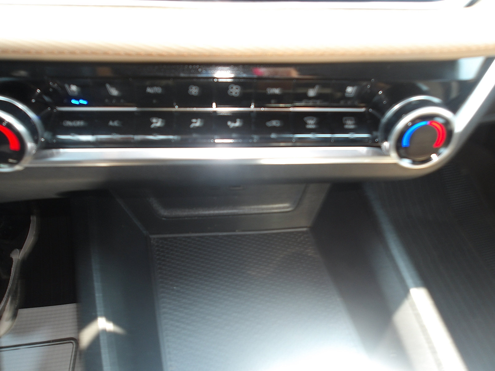 Used 2026 Chevrolet Equinox ACTIV w/ Convenience Package III AWD/4WD image 21