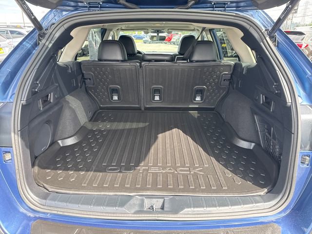 Used 2022 Subaru Outback Limited XT AWD/4WD image 12