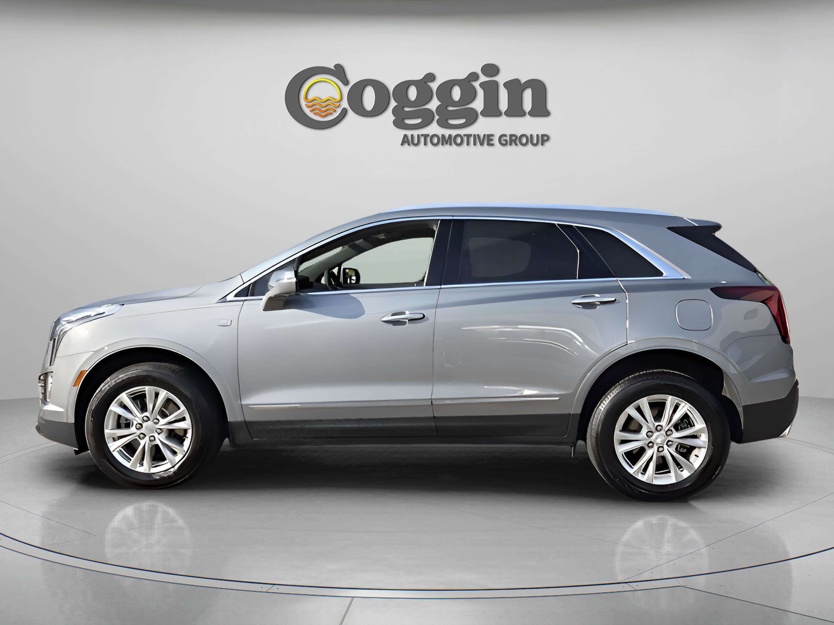 Used 2023 Cadillac XT5 Luxury FWD image 2