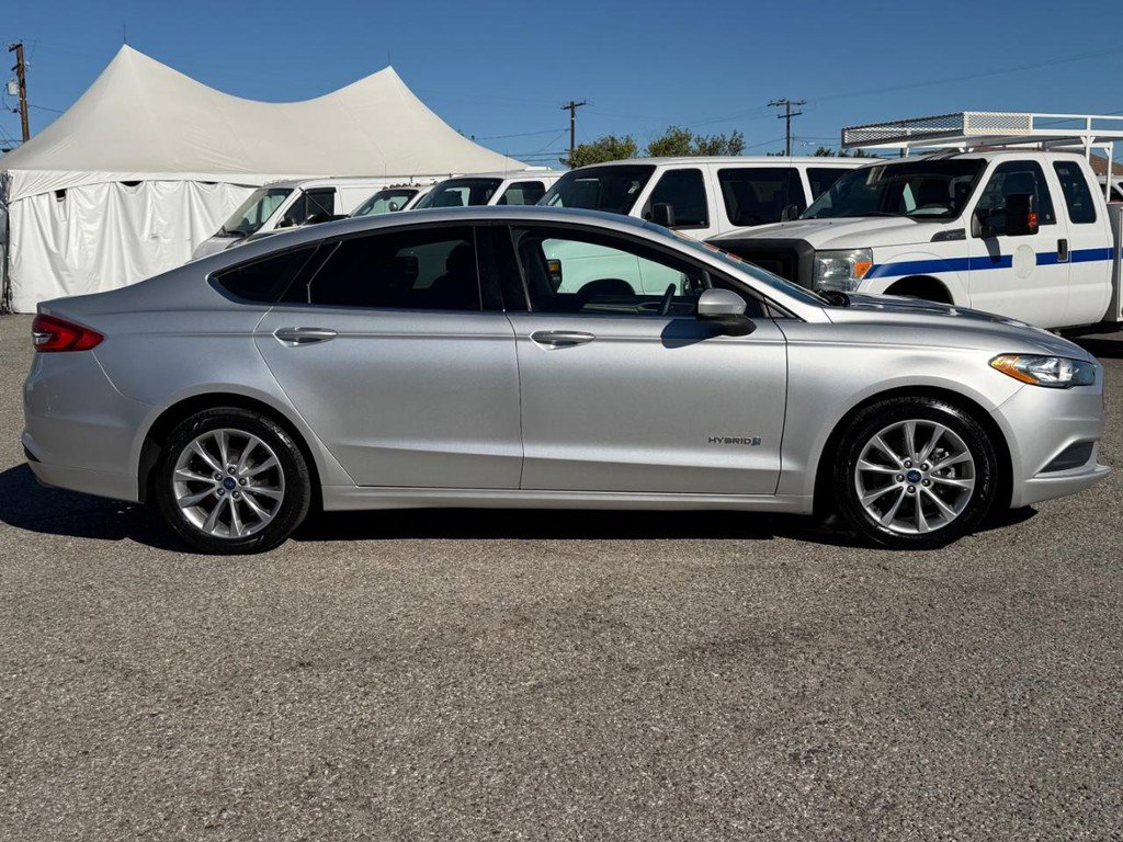 Used 2017 Ford Fusion S image 4