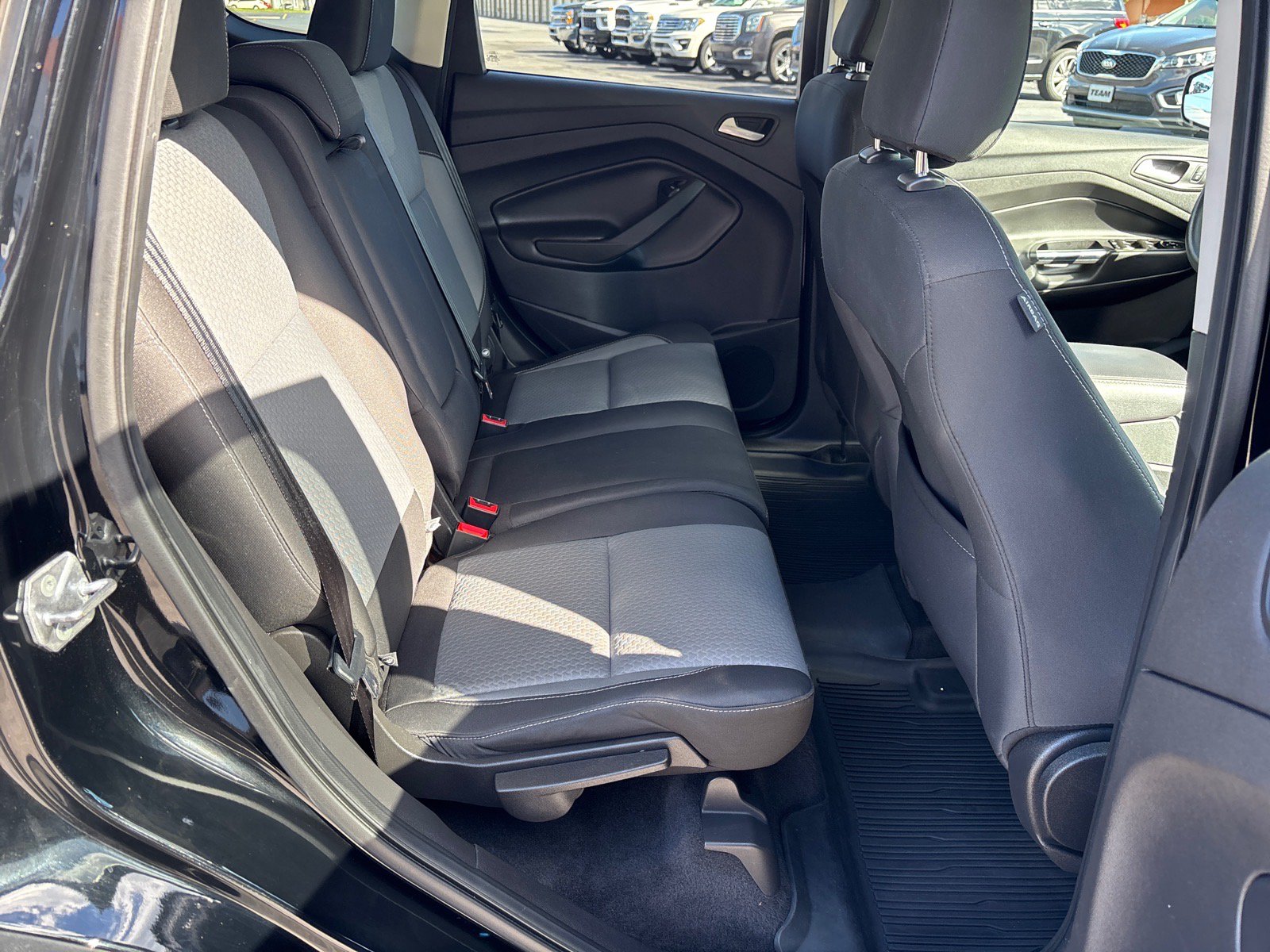 Used 2018 Ford Escape SE AWD/4WD image 17