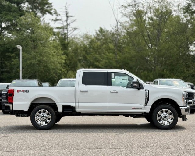 New 2025 Ford F350 Lariat image 3