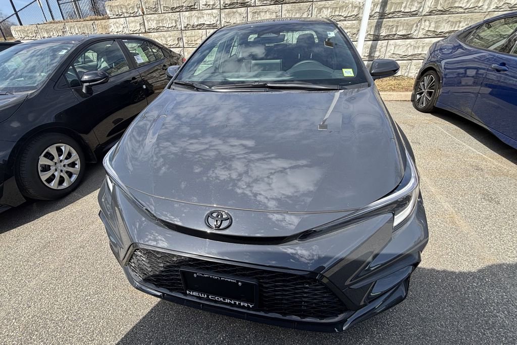 New 2026 Toyota Corolla SE image 2