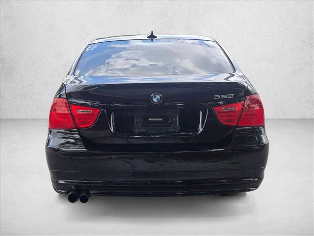 Used 2011 BMW 328i Sedan RWD image 6