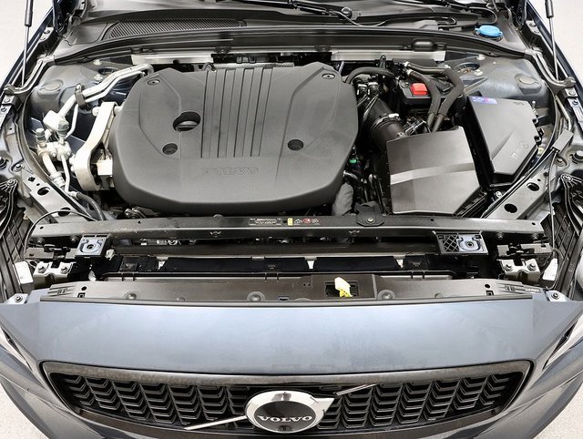 Used 2023 Volvo S60 B5 Plus w/ Climate Package image 27