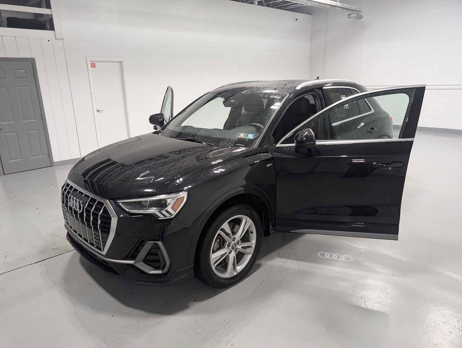 Used 2020 Audi Q3 2.0T Premium Plus image 14