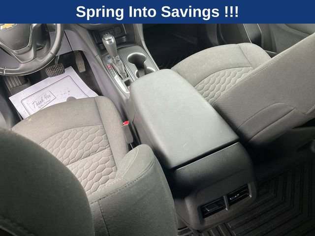 Used 2020 Chevrolet Equinox LT w/ Driver Convenience Package image 22