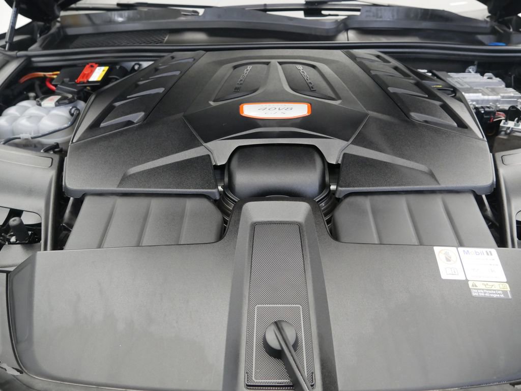 Certified 2023 Porsche Cayenne GTS AWD/4WD image 12