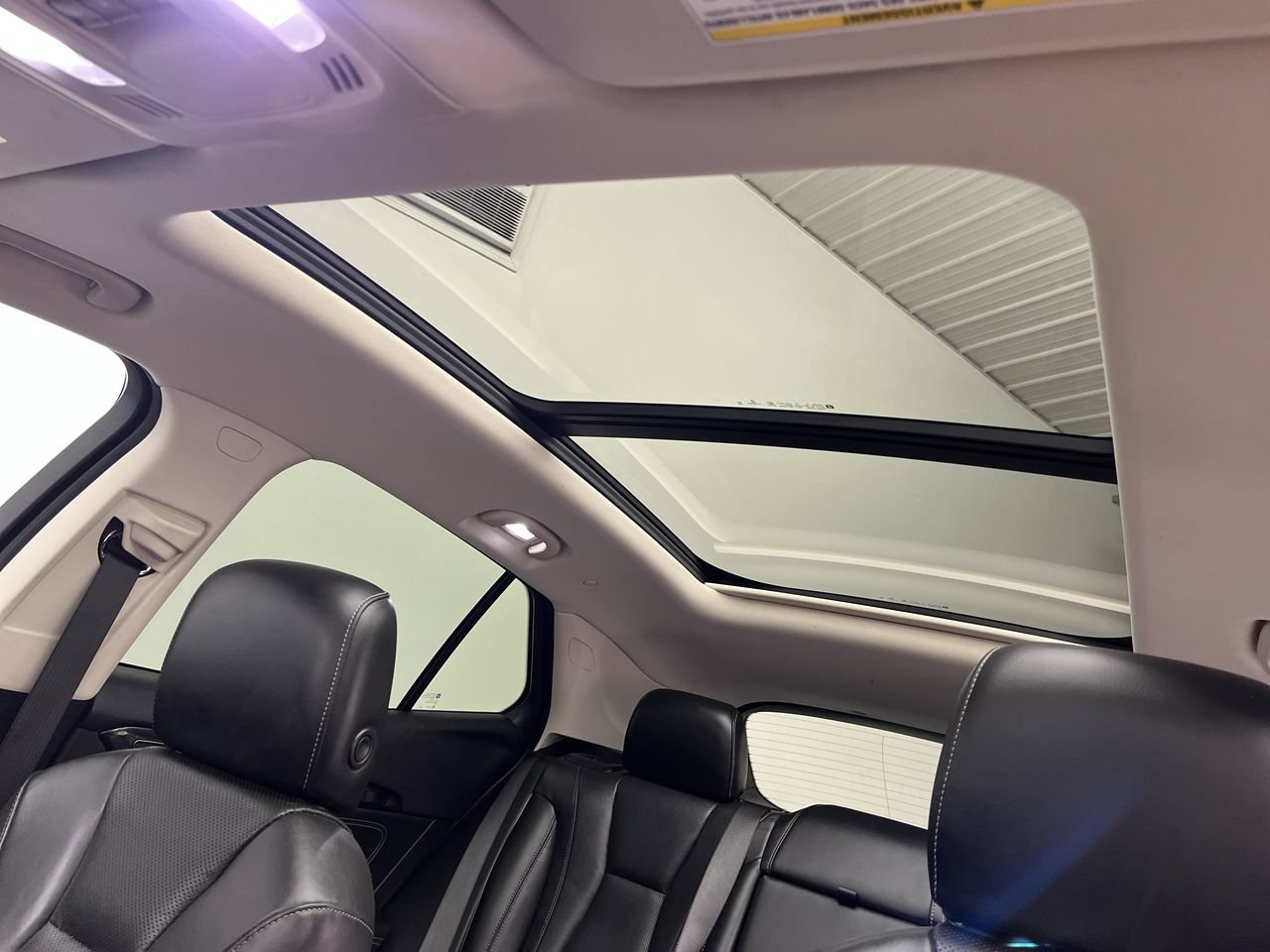 Certified 2021 Buick Envision Essence w/ Sport Touring Package AWD/4WD image 6