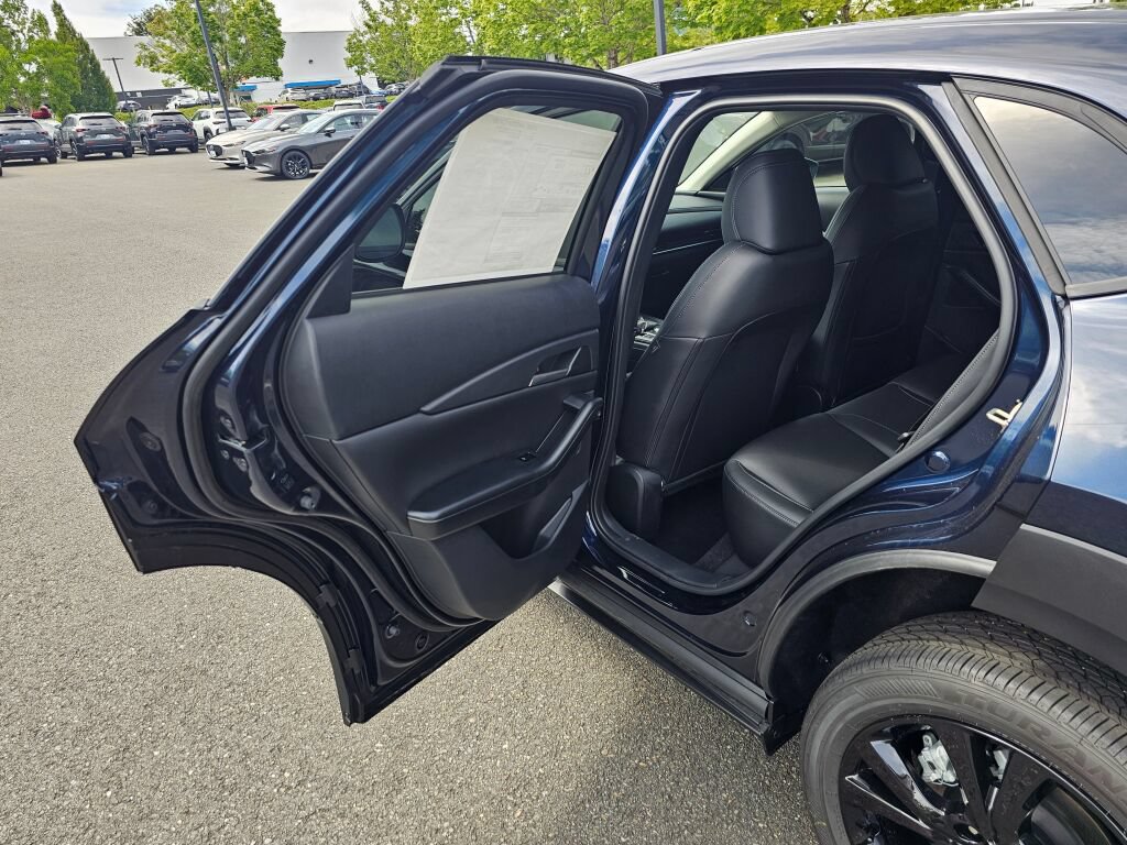 New 2026 MAZDA CX-30 AWD 2.5 S w/ Select Sport Pkg image 21