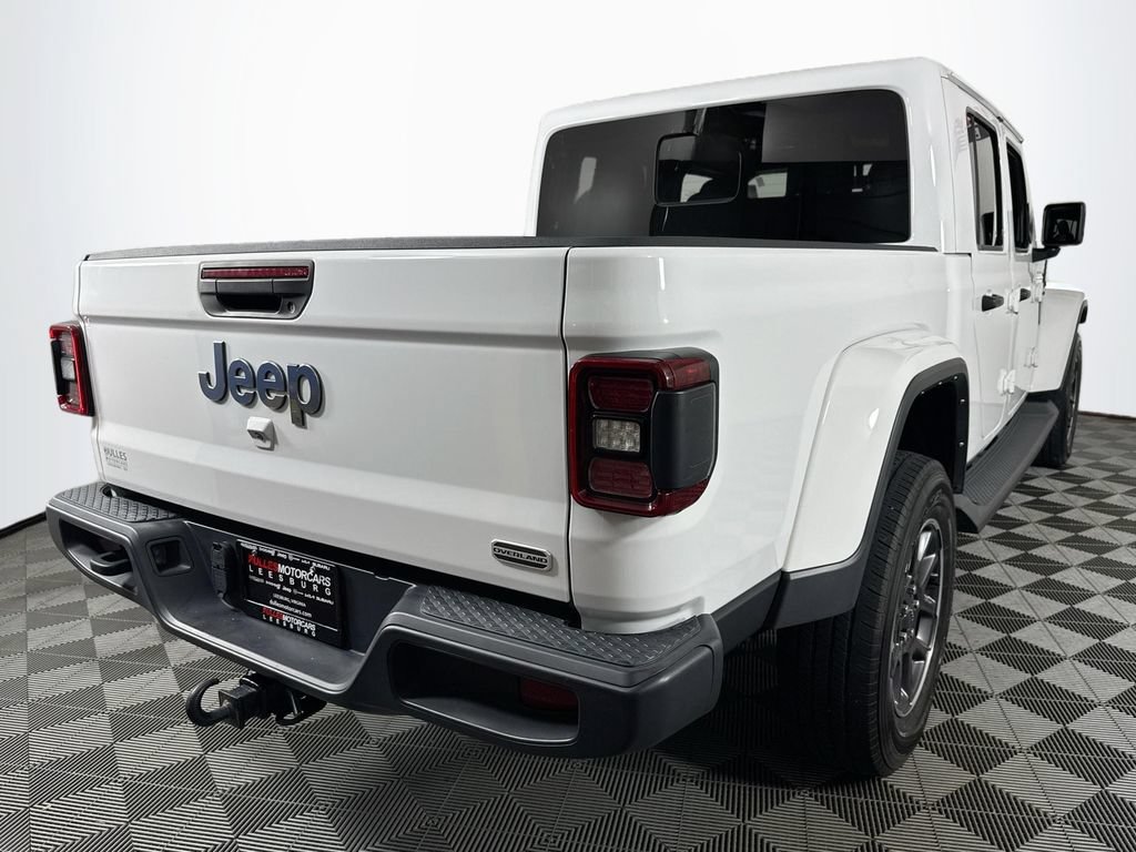 Used 2023 Jeep Gladiator Overland w/ LED Lighting Group AWD/4WD image 7