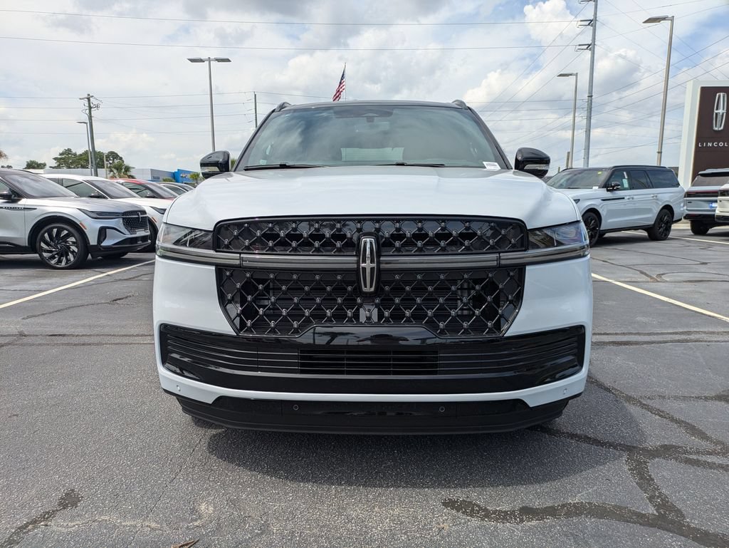 New 2026 Lincoln Navigator Black Label AWD/4WD image 9