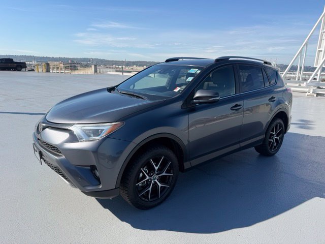 Used 2017 Toyota RAV4 SE w/ Advanced Technology Package AWD/4WD image 7