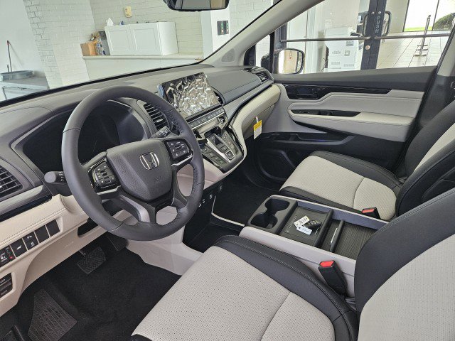 New 2026 Honda Odyssey Elite image 8