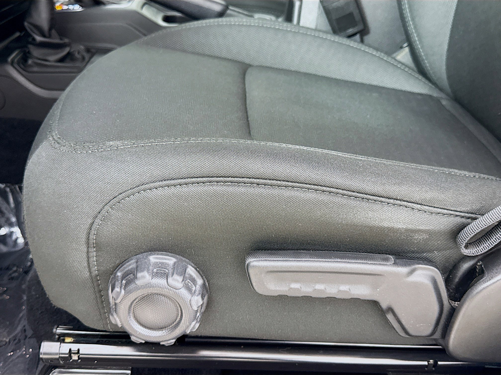 Used 2022 Jeep Wrangler Unlimited Sport image 19