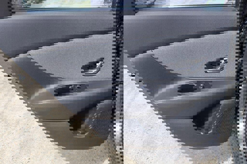 New 2026 Hyundai Elantra Limited image 14