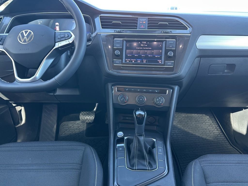 Used 2024 Volkswagen Tiguan S image 20