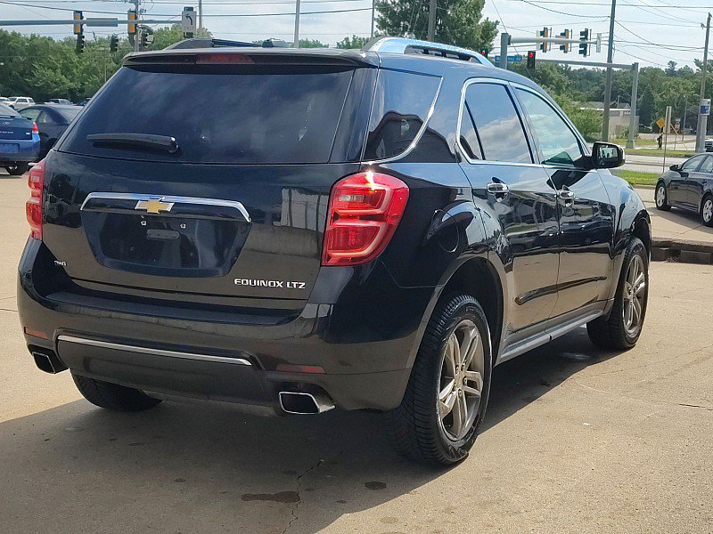 Used 2016 Chevrolet Equinox LTZ w/ Enhanced Convenience Package AWD/4WD image 6