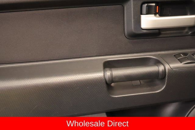 Used 2008 Toyota FJ Cruiser 4WD image 9