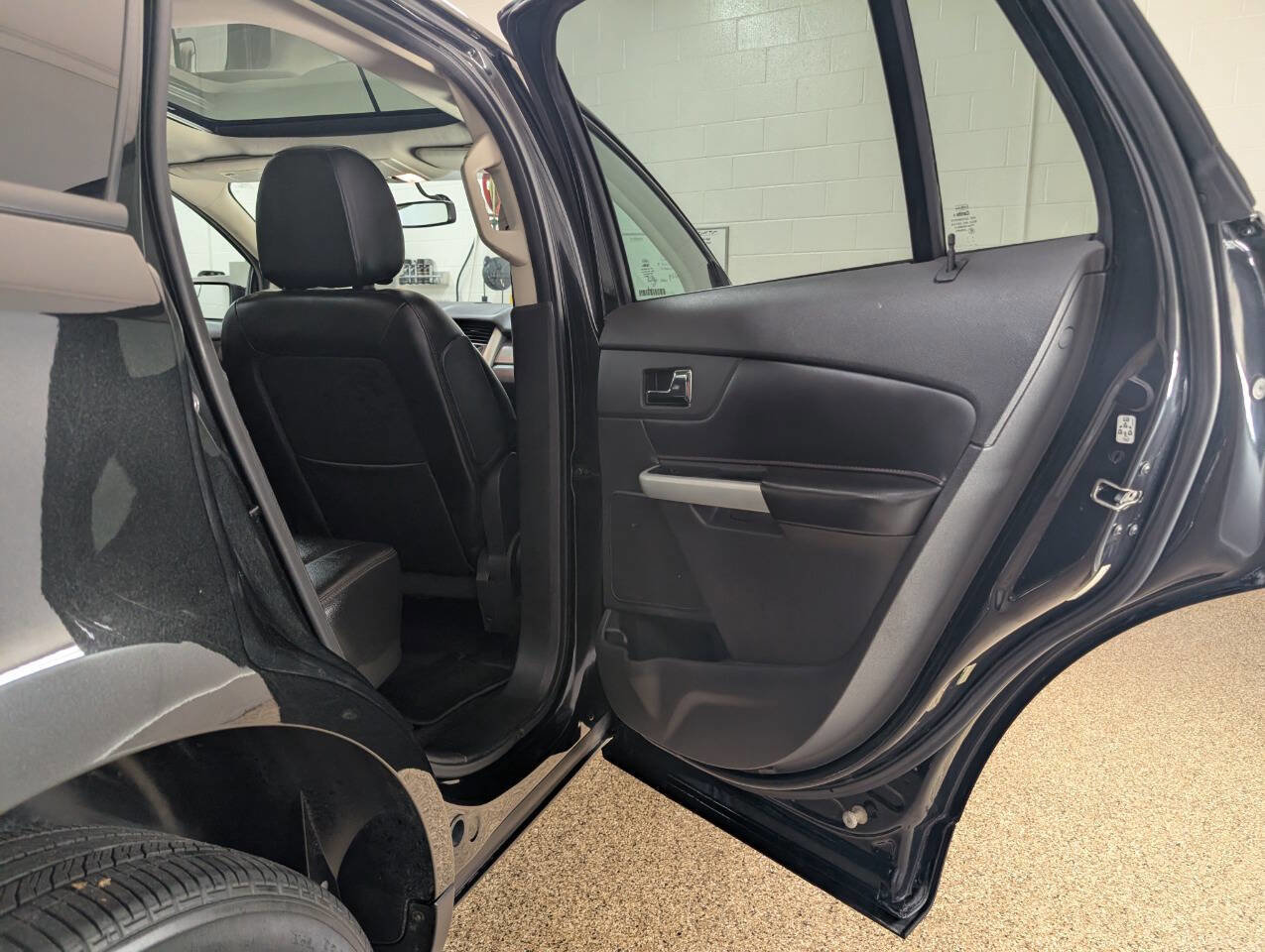 Used 2013 Ford Edge SEL image 17