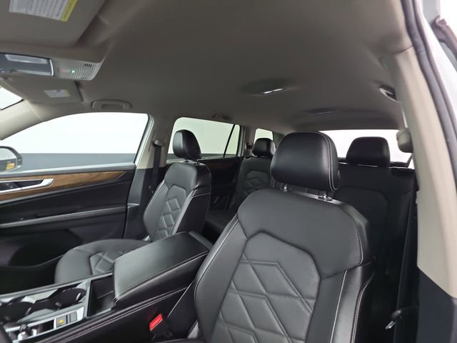 Used 2024 Volkswagen Atlas SE image 41