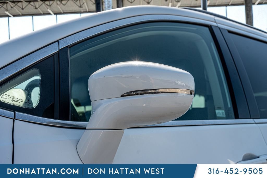 Used 2022 Chrysler Pacifica Touring-L image 29