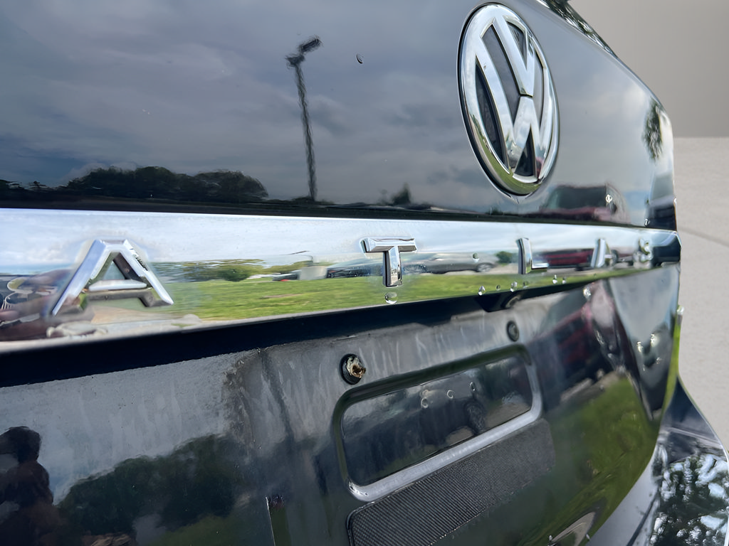Used 2018 Volkswagen Atlas SEL Premium AWD/4WD image 12