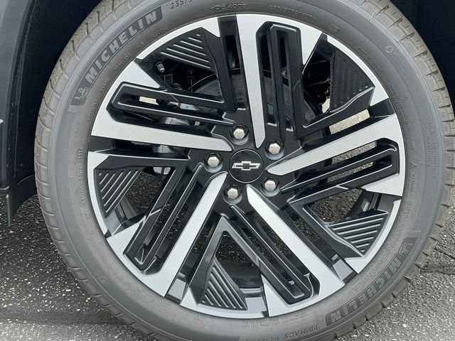 New 2027 Chevrolet Equinox RS w/ Safety and Technology Package AWD/4WD image 6