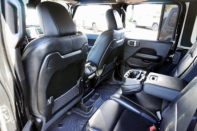 Certified 2024 Jeep Wrangler Unlimited Rubicon 392 image 27