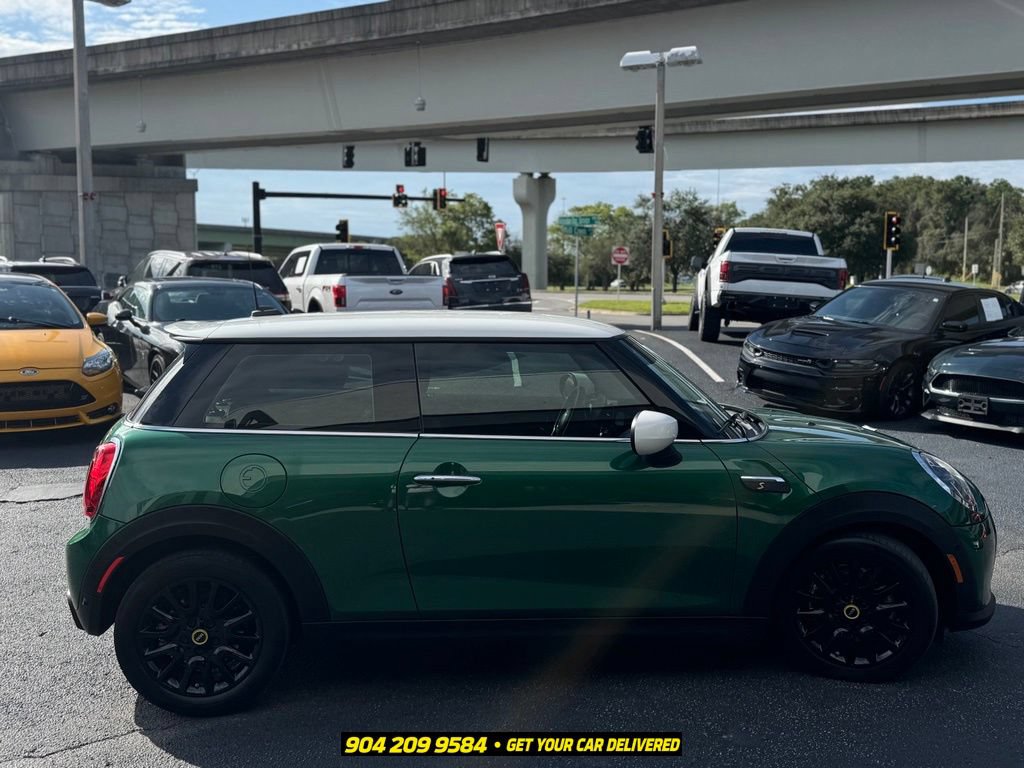 Used 2022 MINI Cooper SE w/ Driver Assistance Package FWD image 9