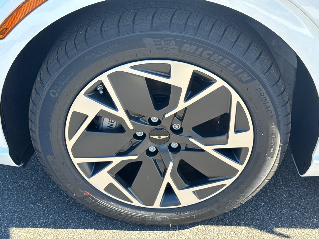 New 2027 Genesis GV60 RWD image 11