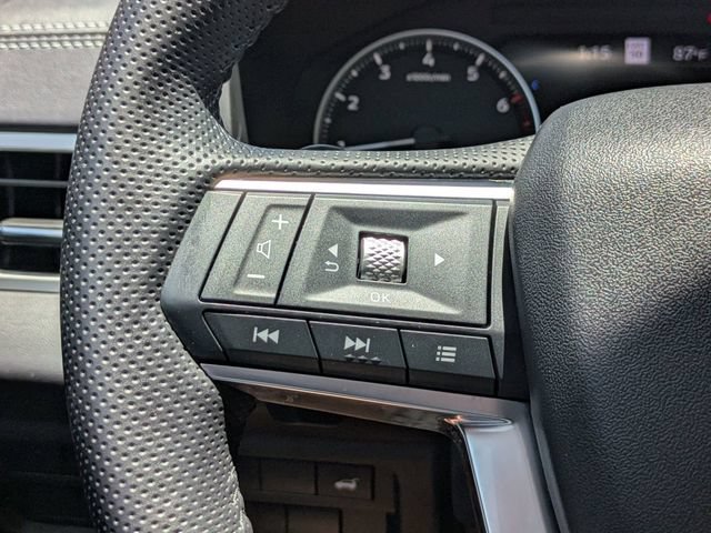 Used 2023 Mitsubishi Outlander SE AWD/4WD image 27