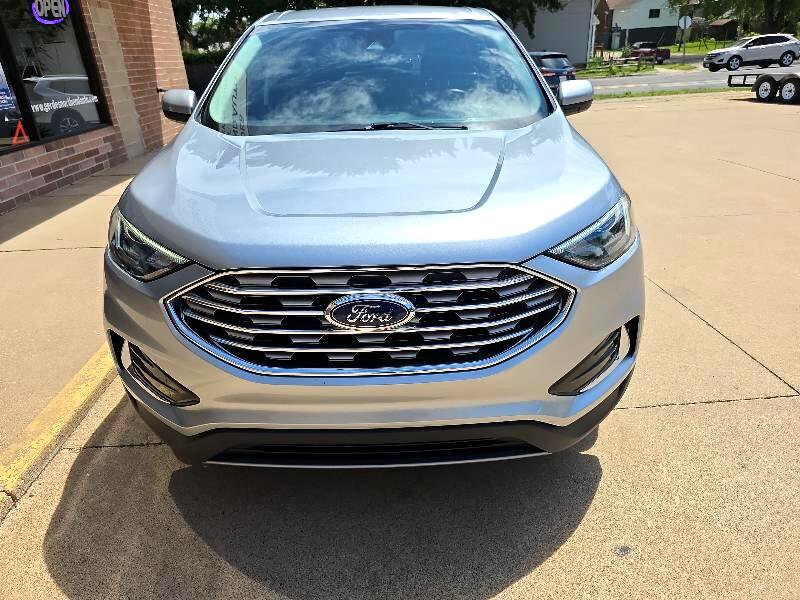 Used 2022 Ford Edge SEL image 25