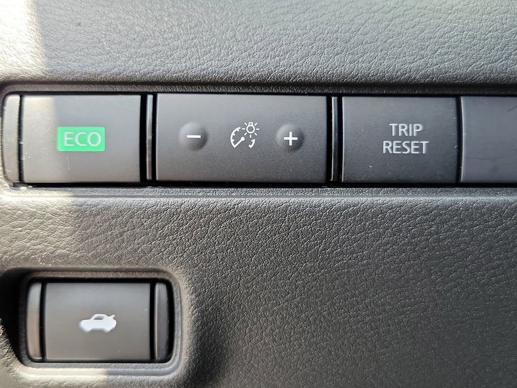 Used 2022 Nissan Sentra S FWD image 14
