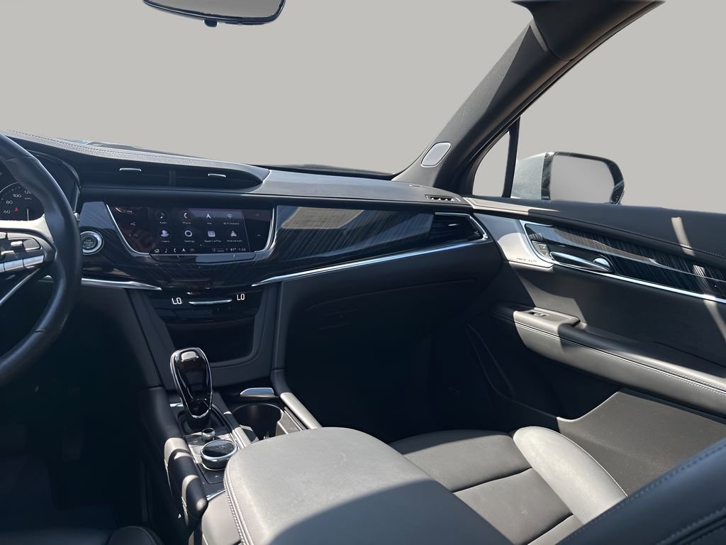 Certified 2023 Cadillac XT6 Premium Luxury w/ Technology Package image 23