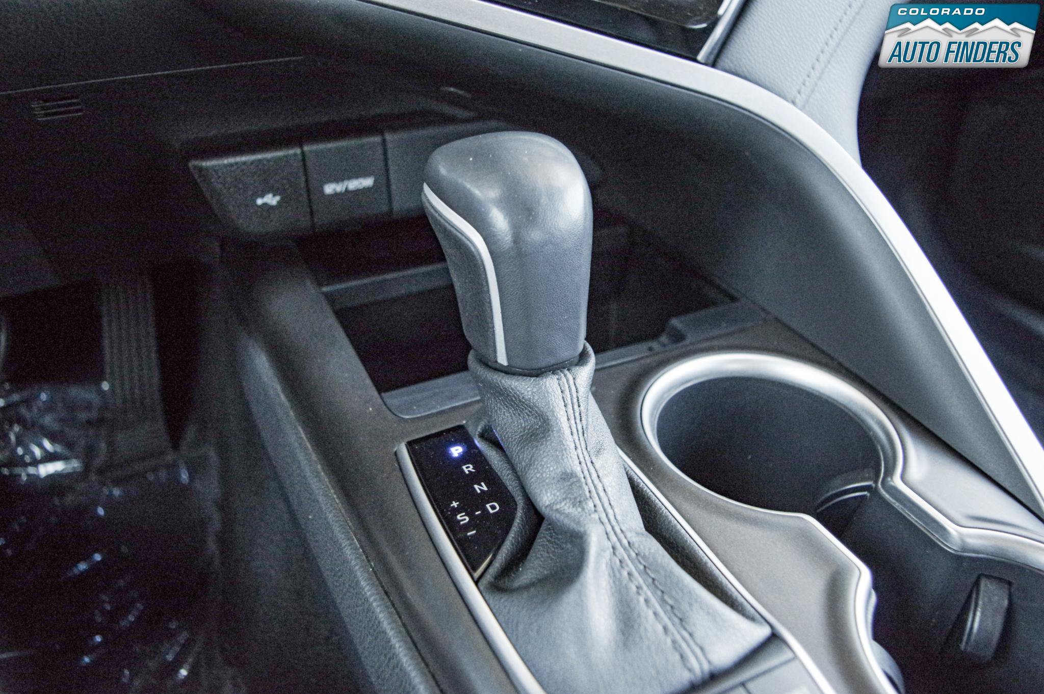 Used 2021 Toyota Camry XLE FWD image 18