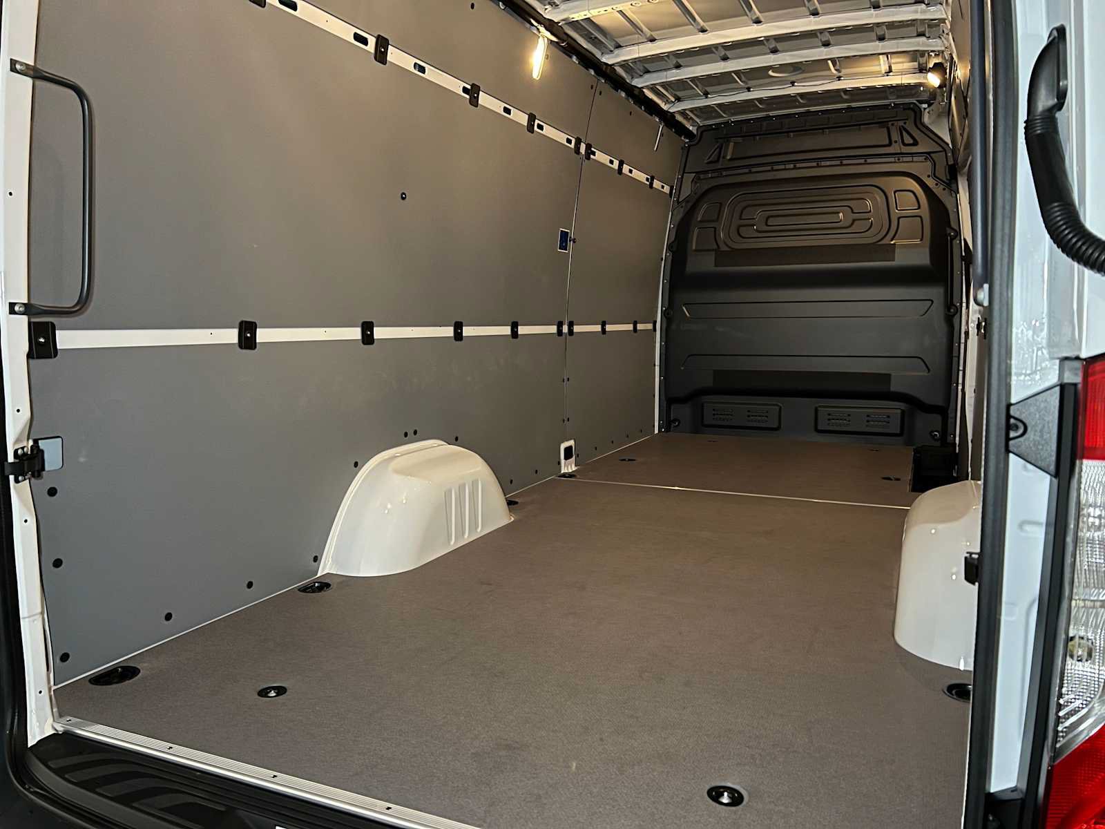 Used 2026 Mercedes-Benz Sprinter 2500 image 19