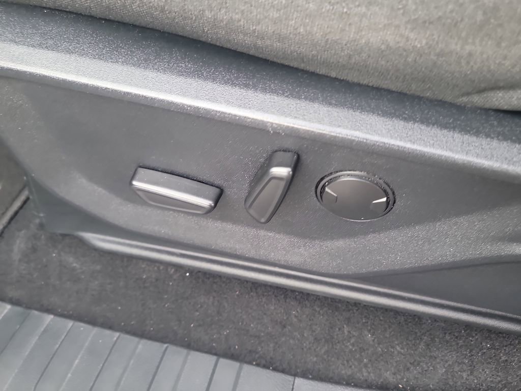 Certified 2024 Ford F150 Lightning Flash image 18