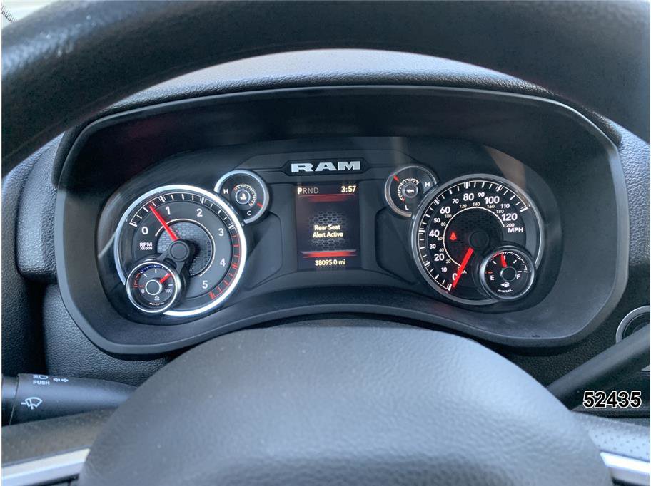 Used 2024 RAM 5500 SLT w/ Quick Order Package 2YG SLT image 28