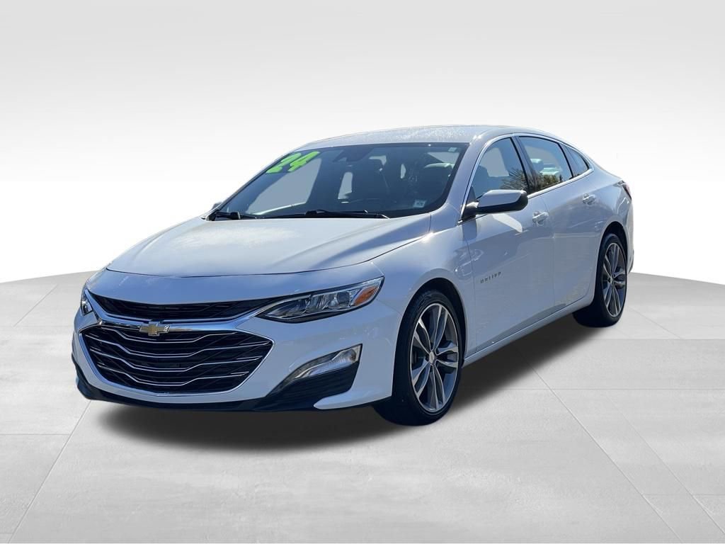 Used 2024 Chevrolet Malibu LT FWD image 2