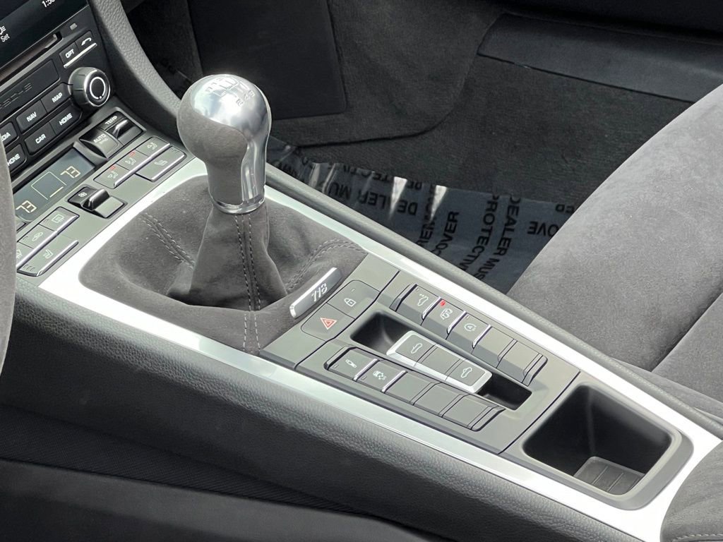 Used 2021 Porsche 718 Boxster GTS image 24