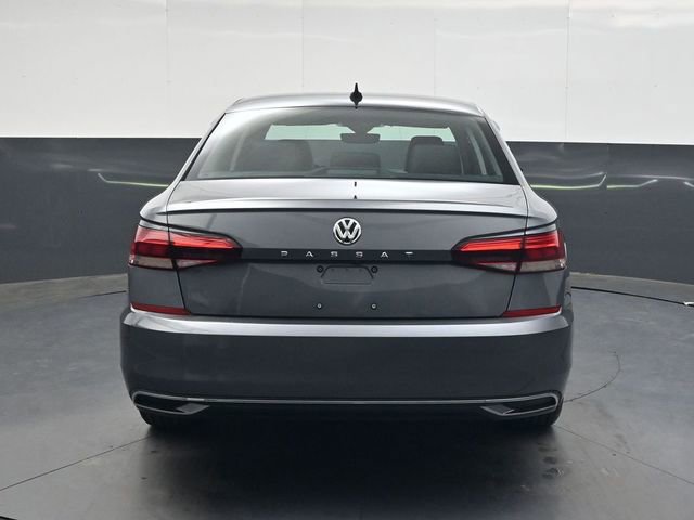 Used 2021 Volkswagen Passat 2.0T SE image 5