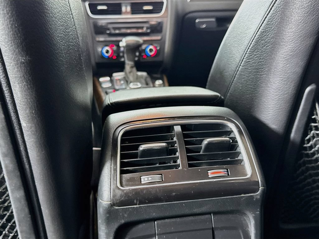 Used 2013 Audi A4 Prestige AWD/4WD image 29
