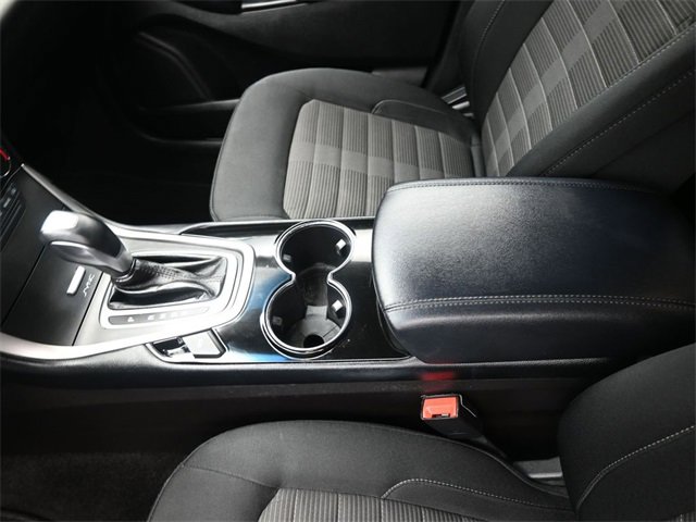 Used 2017 Ford Edge SEL image 31