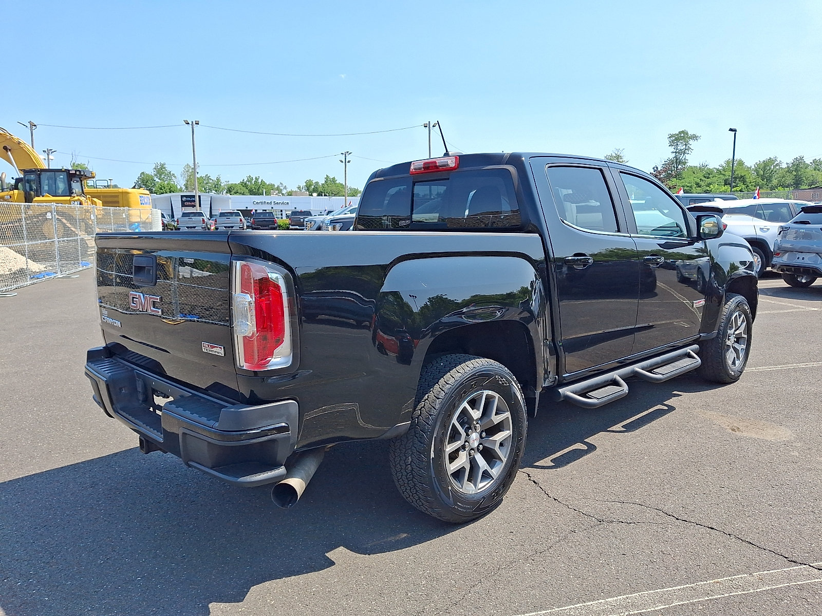Certified 2016 GMC Canyon SLE w/ All Terrain Adventure Package AWD/4WD image 6