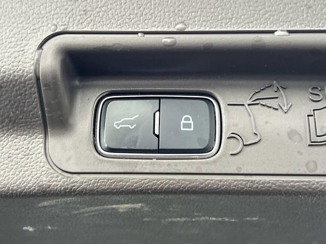 Certified 2024 Ford Explorer Platinum w/ Technology Package image 13