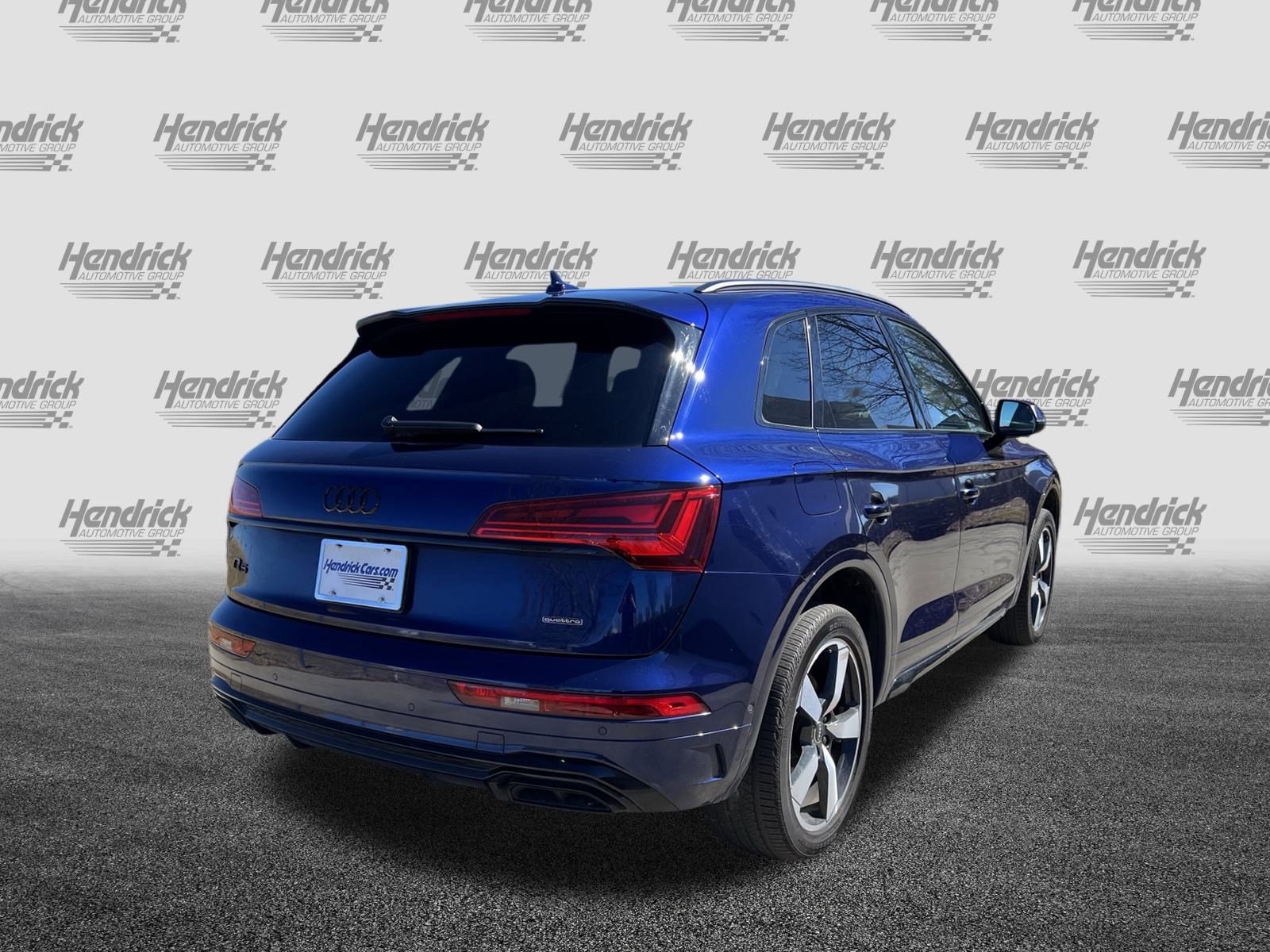 Used 2024 Audi Q5 2.0T Prestige w/ Prestige Package image 10
